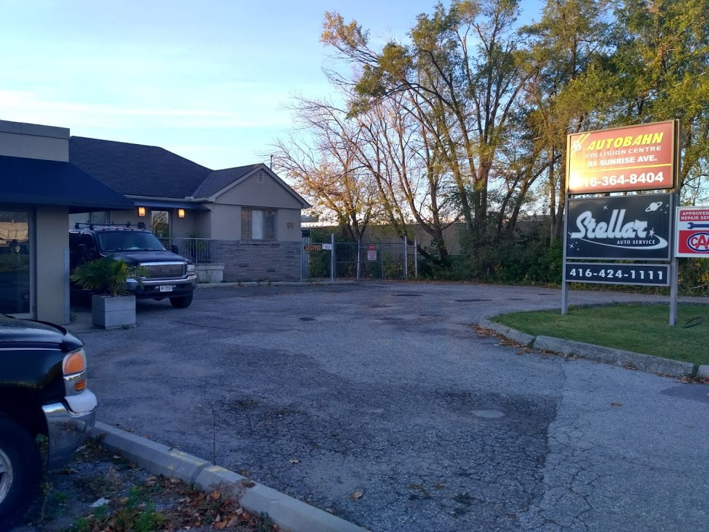 Autobahn Collision Centre AutoWrk